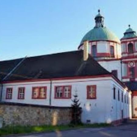 Roubenka U Kaplicky Villa Liberec Buitenkant foto